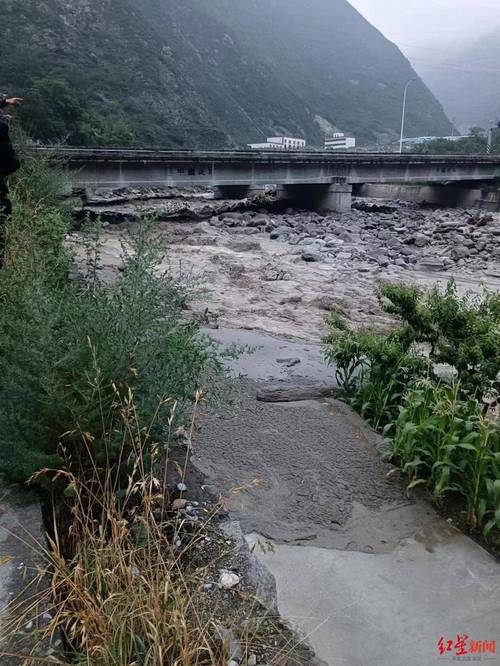 澳门研究生资料公开,和泥石流失联8人遇难与泥石流失踪的还能找到吗