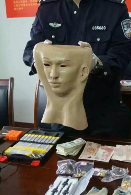 澳门天天好挂牌正版和戴人皮面具入室盗窃与